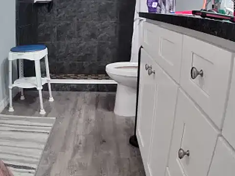 Snapshot of lou63ponce chatting on February 17, 2025, 1:55 pm lou63ponce online show from February 17, 2025, 1:55 pm