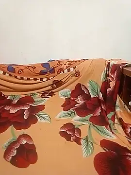 Snapshot of Shaali_Ang chatting on July 7, 2026, 8:01 pm Shaali Ang online show from July 7, 2026, 8:01 pm