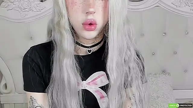 Joy Barker online show from November 2, 2025, 1:38 pm