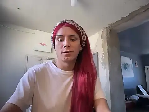 Snapshot of Thematrioshkaoficial24 chatting on November 12, 2025, 2:54 pm Thematrioshkaoficial24 online show from November 12, 2025, 2:54 pm