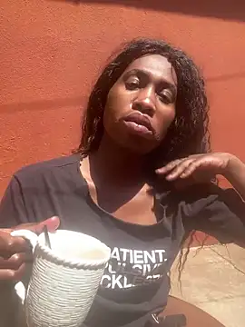 Moorella1 online show from December 5, 2025, 8:02 am