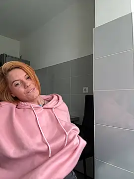 Snapshot of tanyagrey chatting on March 14, 2025, 9:24 am tanyagrey online show from March 14, 2025, 9:24 am