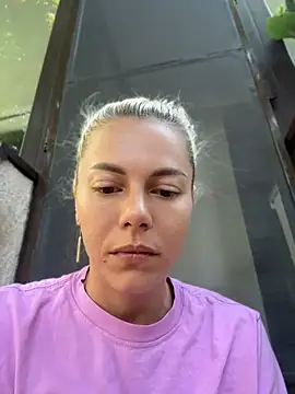 Snapshot of tanyagrey chatting on June 19, 2026, 6:30 am tanyagrey online show from June 19, 2026, 6:30 am