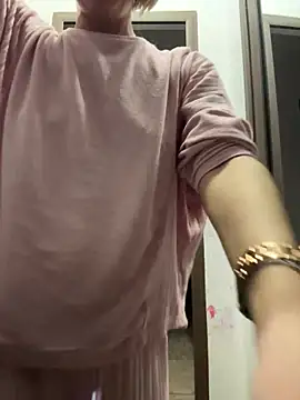 tanyagrey online show from November 4, 2025, 6:28 am