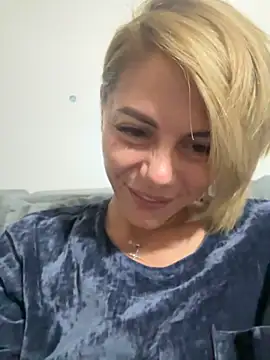 Snapshot of tanyagrey chatting on October 17, 2025, 6:50 am tanyagrey online show from October 17, 2025, 6:50 am