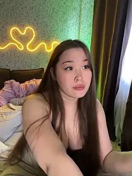 Snapshot of your_toxic_cum chatting on May 17, 2026, 2:06 pm your toxic cum online show from May 17, 2026, 2:06 pm