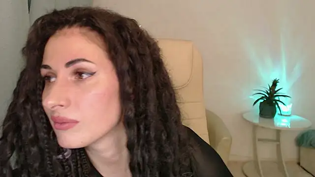 Snapshot of MaryMalory11 chatting on February 16, 2025, 3:59 pm MaryMalory11 online show from February 16, 2025, 3:59 pm