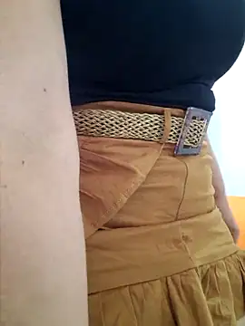 lamorbosa37 online show from March 18, 2025, 1:12 pm