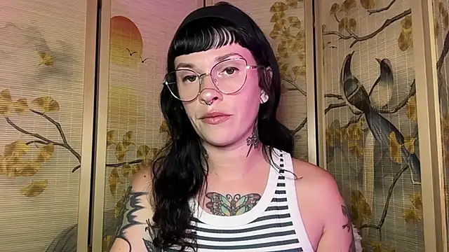 Marcelinegoddess online show from July 14, 2026, 4:06 am