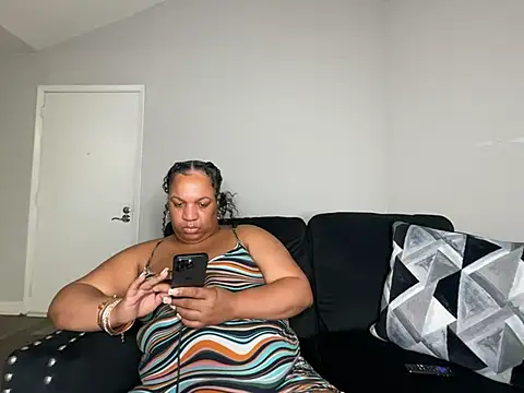 Snapshot of Badgirlbrittt chatting on January 31, 2025, 8:33 pm Badgirlbrittt online show from January 31, 2025, 8:33 pm