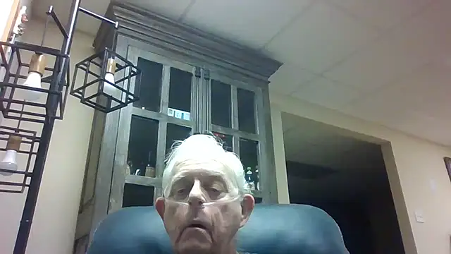 bootlegmanz online show from December 21, 2025, 11:45 am