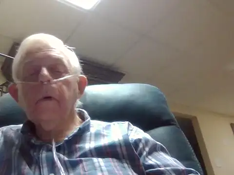 Snapshot of bootlegmanz chatting on July 17, 2026, 12:08 am bootlegmanz online show from July 17, 2026, 12:08 am