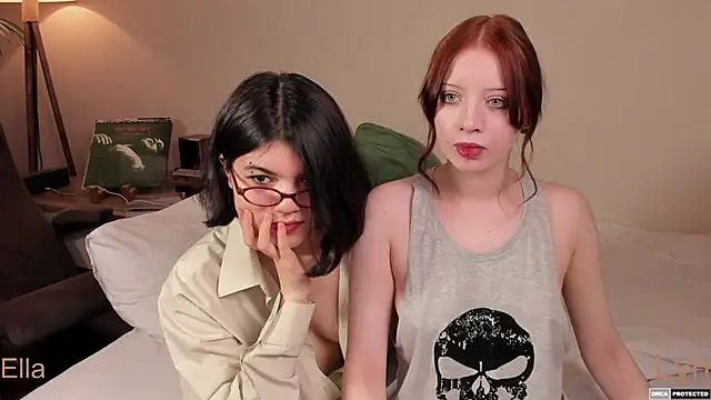 Snapshot of the_cure___ chatting on February 5, 2025, 9:07 pm the cure online show from February 5, 2025, 9:07 pm