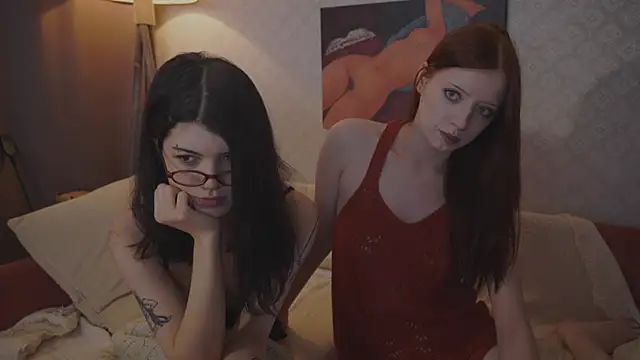 Snapshot of the_cure___ chatting on December 2, 2025, 8:21 pm the cure online show from December 2, 2025, 8:21 pm