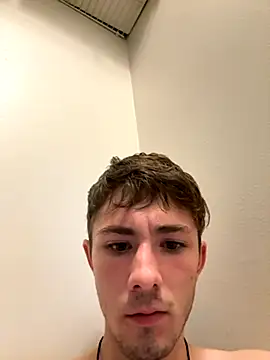 Snapshot of TheBestbrando88 chatting on September 16, 2025, 3:29 am TheBestbrando88 online show from September 16, 2025, 3:29 am