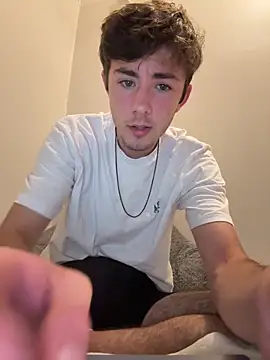 Snapshot of TheBestbrando88 chatting on November 5, 2025, 3:53 am TheBestbrando88 online show from November 5, 2025, 3:53 am