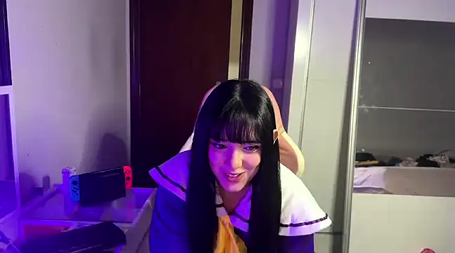 Snapshot of kitttyuwu chatting on March 19, 2025, 3:19 pm kitttyuwu online show from March 19, 2025, 3:19 pm