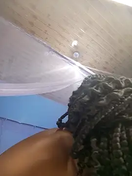 TrishaKalid online show from September 27, 2025, 6:58 pm