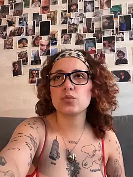 Hawitxui online show from April 5, 2026, 7:37 am