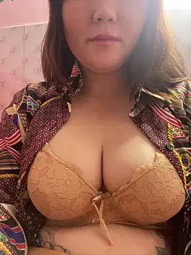 Snapshot of Ory22 chatting on December 5, 2025, 5:22 pm Ory22 online show from December 5, 2025, 5:22 pm