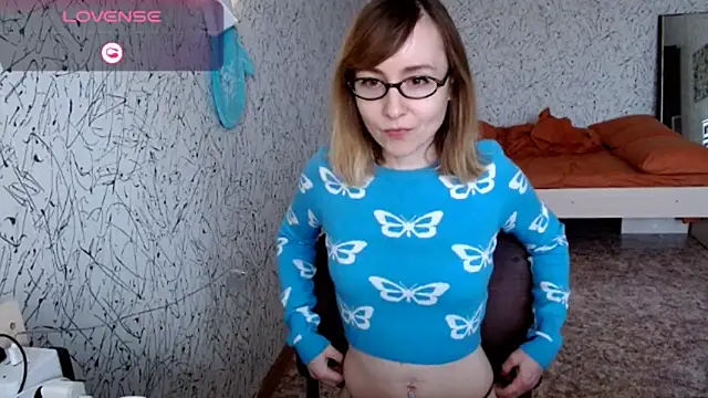 Athena Richards online show from April 19, 2026, 9:32 am