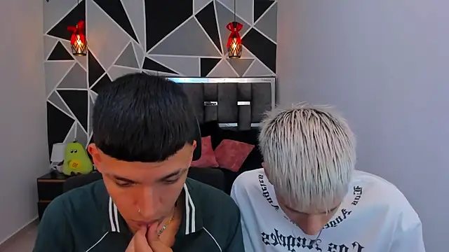 Juan Nd Steven online show from April 11, 2026, 2:41 am