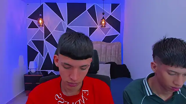 Snapshot of Juan_Nd_Steven chatting on November 5, 2025, 4:26 am Juan Nd Steven online show from November 5, 2025, 4:26 am