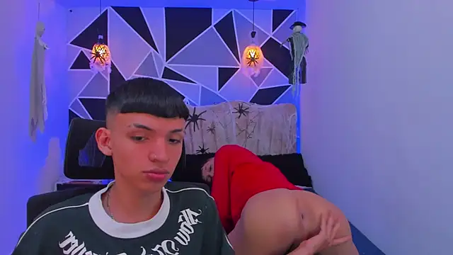 Snapshot of Juan_Nd_Steven chatting on November 1, 2025, 12:32 pm Juan Nd Steven online show from November 1, 2025, 12:32 pm