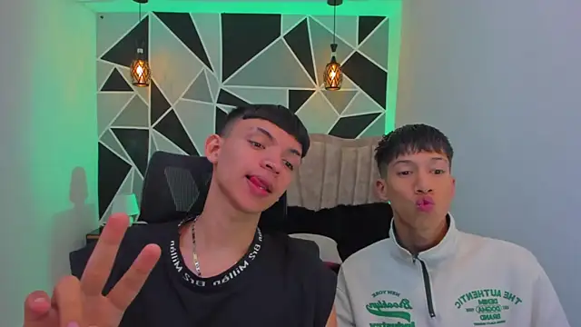 Snapshot of Juan_Nd_Steven chatting on November 9, 2025, 12:31 pm Juan Nd Steven online show from November 9, 2025, 12:31 pm