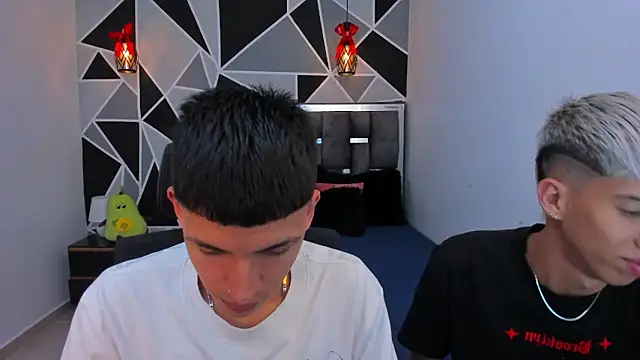 Snapshot of Juan_Nd_Steven chatting on April 25, 2026, 2:36 am Juan Nd Steven online show from April 25, 2026, 2:36 am