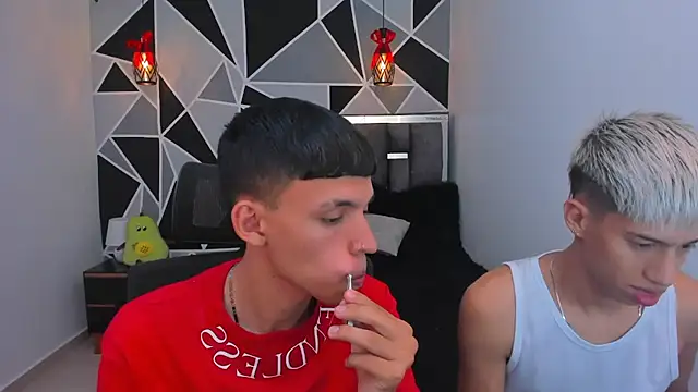 Snapshot of Juan_Nd_Steven chatting on April 21, 2026, 3:13 am Juan Nd Steven online show from April 21, 2026, 3:13 am
