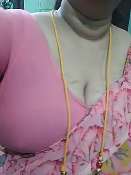 Snapshot of ashikaa_r chatting on July 8, 2026, 7:14 pm ashikaa r online show from July 8, 2026, 7:14 pm