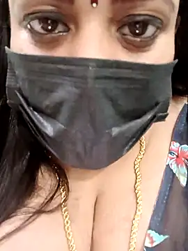 ashikaa r online show from February 24, 2025, 2:26 pm