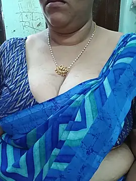 Snapshot of ashikaa_r chatting on June 14, 2026, 5:30 am ashikaa r online show from June 14, 2026, 5:30 am