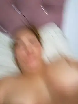 Snapshot of mirand_zackyx chatting on March 23, 2025, 4:38 am mirand zackyx online show from March 23, 2025, 4:38 am