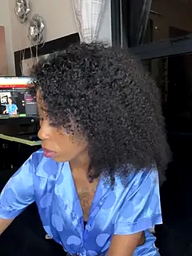 Snapshot of Dime-__ chatting on October 25, 2025, 5:46 pm Dime- online show from October 25, 2025, 5:46 pm