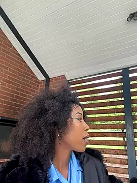 Snapshot of Dime-__ chatting on November 16, 2025, 11:15 am Dime- online show from November 16, 2025, 11:15 am