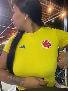 Snapshot of luisa16xxx chatting on March 21, 2025, 12:18 am luisa16xxx online show from March 21, 2025, 12:18 am