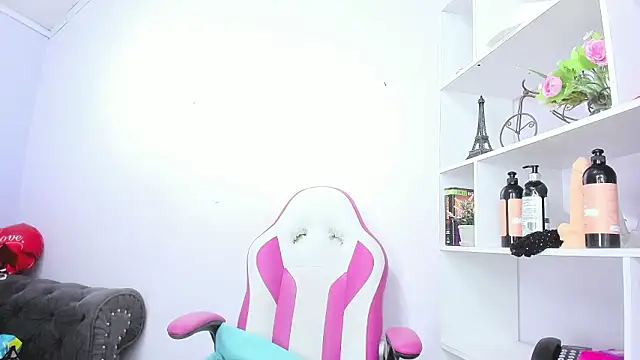 kaory azumi online show from March 9, 2026, 6:33 pm