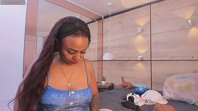 martina touss online show from March 27, 2026, 12:28 pm