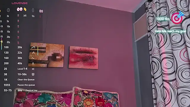 Snapshot of Ana_333 chatting on November 8, 2025, 5:38 pm Ana 333 online show from November 8, 2025, 5:38 pm