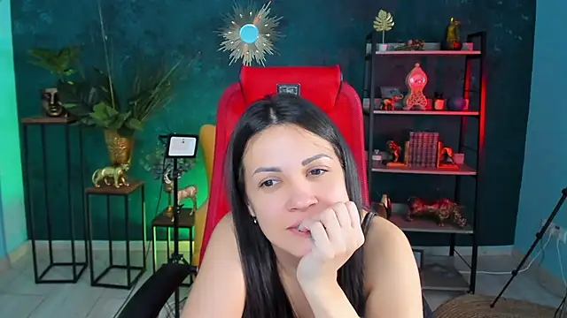 KarolinaRobinson online show from January 27, 2025, 3:50 pm