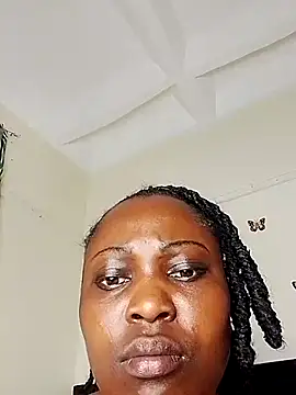 melaninebony1 online show from November 19, 2025, 1:11 pm