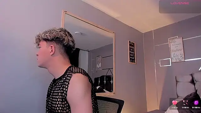 Snapshot of ANDRIUS_24 chatting on January 23, 2025, 12:52 pm ANDRIUS 24 online show from January 23, 2025, 12:52 pm