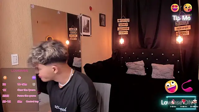 Snapshot of ANDRIUS_24 chatting on March 15, 2025, 10:22 pm ANDRIUS 24 online show from March 15, 2025, 10:22 pm