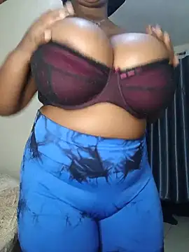 Snapshot of suckmyboobs12_ chatting on July 3, 2026, 7:37 am suckmyboobs12 online show from July 3, 2026, 7:37 am