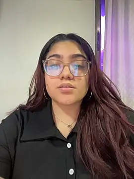 Snapshot of KathyGonzalez chatting on November 19, 2025, 9:04 pm KathyGonzalez online show from November 19, 2025, 9:04 pm