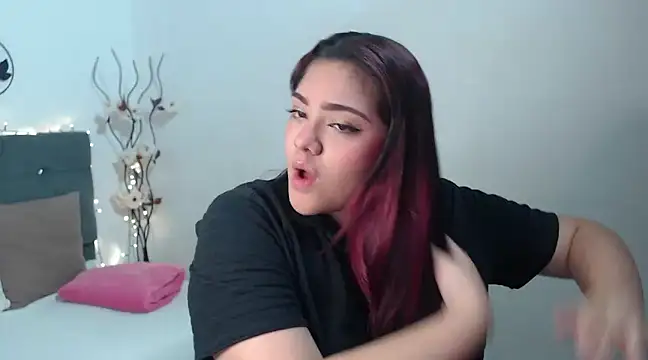 Snapshot of KathyGonzalez chatting on February 28, 2025, 9:23 pm KathyGonzalez online show from February 28, 2025, 9:23 pm