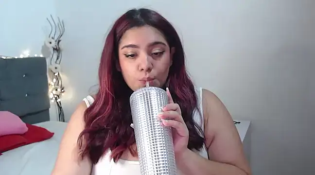 Snapshot of KathyGonzalez chatting on March 6, 2025, 7:54 pm KathyGonzalez online show from March 6, 2025, 7:54 pm