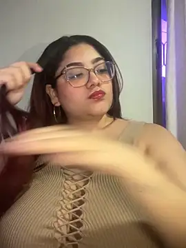 Snapshot of KathyGonzalez chatting on September 22, 2025, 10:05 pm KathyGonzalez online show from September 22, 2025, 10:05 pm